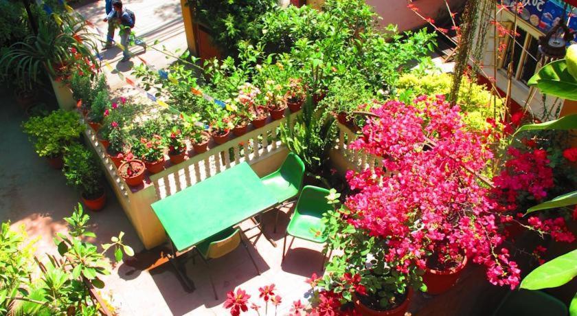 Souvenir Guest House Kathmandu Bagian luar foto