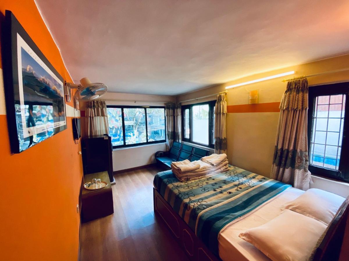 Souvenir Guest House Kathmandu Bagian luar foto
