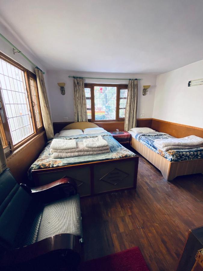 Souvenir Guest House Kathmandu Bagian luar foto